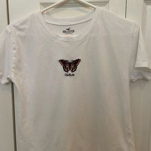 Woman’s XS Hollister Tee